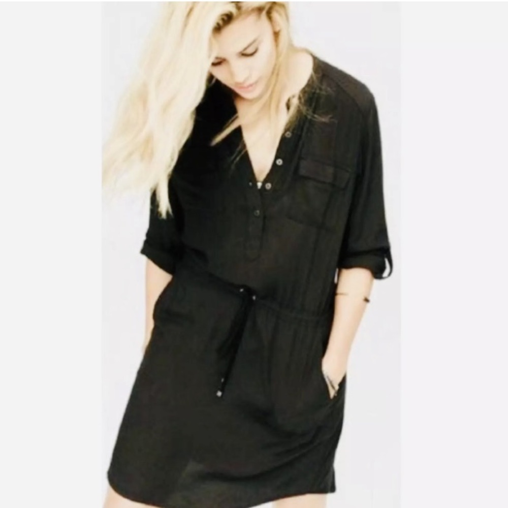 Lou and gray dress